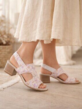 Cloud Footwear Smily Tessa Lavanda Floral Sandals EU 37 Block Heel